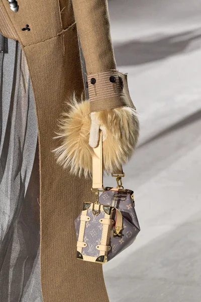 Look 104